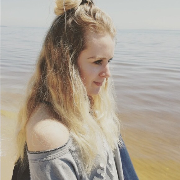 Meet the Posher - Picture 3 of 8